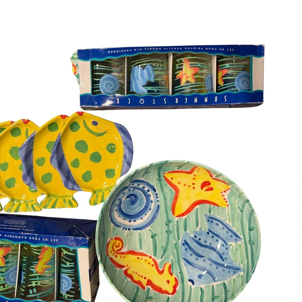 Summer Stock Ocean Life Dinnerware Set Bowl Acrylic Plates Glasses Vintage